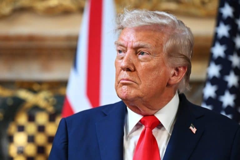 ترامپ یکی از سرشناس‌ترین مدیران زندانی بازار رمزارز را عفو می‌کند؛ ادعای منابع آگاه