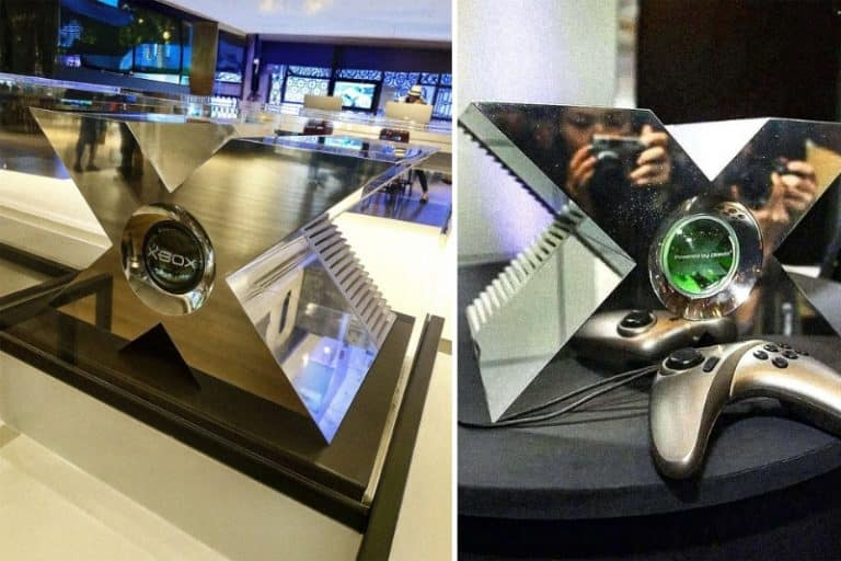 تصاویر اولین ایکس‌ باکس تاریخ؛ بیل گیتس در کنار کنسول X-شکل!