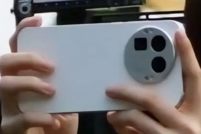 تصاویر واقعی گوشی GT 8 Pro لو رفت؛ چیدمان بسیار عجیب دوربین