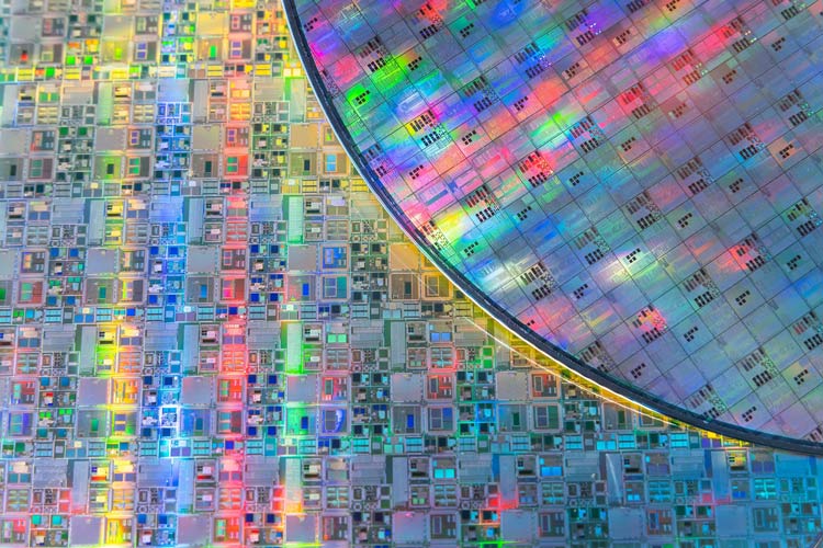 دانشمندان فرمول جدیدی برای ریزتراشه‌های سریع‌تر و کوچک‌تر کشف کردند