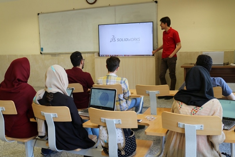 دانشگاه تهران کلاس مجازی را حذف کرد؛ بازگشت کامل به آموزش حضوری