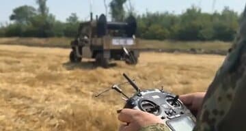 ربات‌های جنگی جدید روسیه برای جنگ با اوکراین / عکس