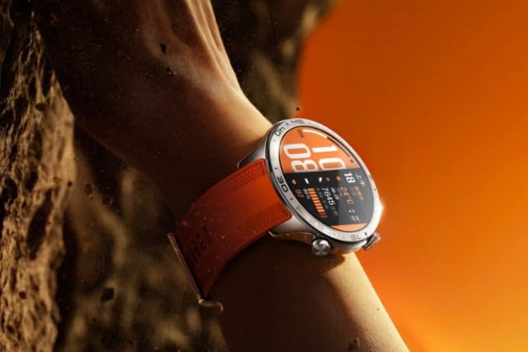 ساعت آنر واچ ۵ پرو با شارژدهی ۱۵ روزه رونمایی شد