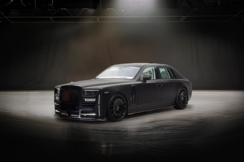 ماشین مافیا؟ رولز رویس فانتوم منصوری با تزئینات طلا رونمایی شد
