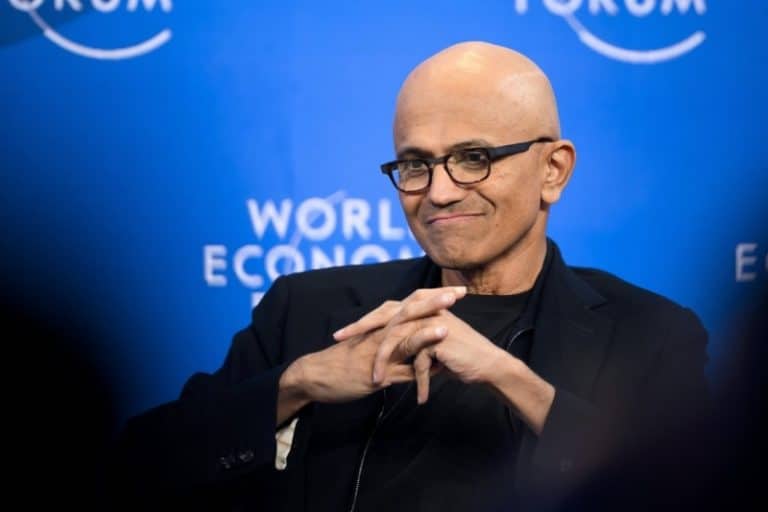 مایکروسافت ویدیویی از «کارخانه هوش مصنوعی» خودش منتشر کرد