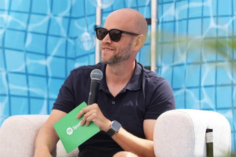 مدیرعامل اسپاتیفای از سِمَت خود کناره‌گیری کرد