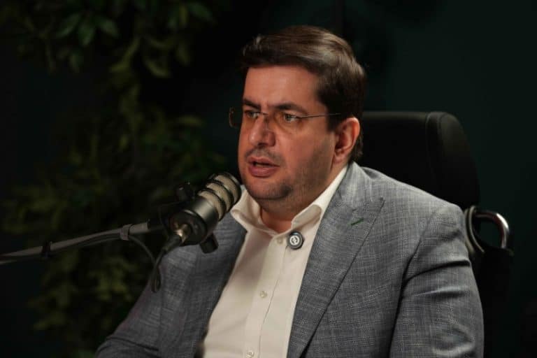 مدیرعامل شاتل‌موبایل: ارائه eSIM با روش‌های فعلی در درازمدت ریسک فنی دارد