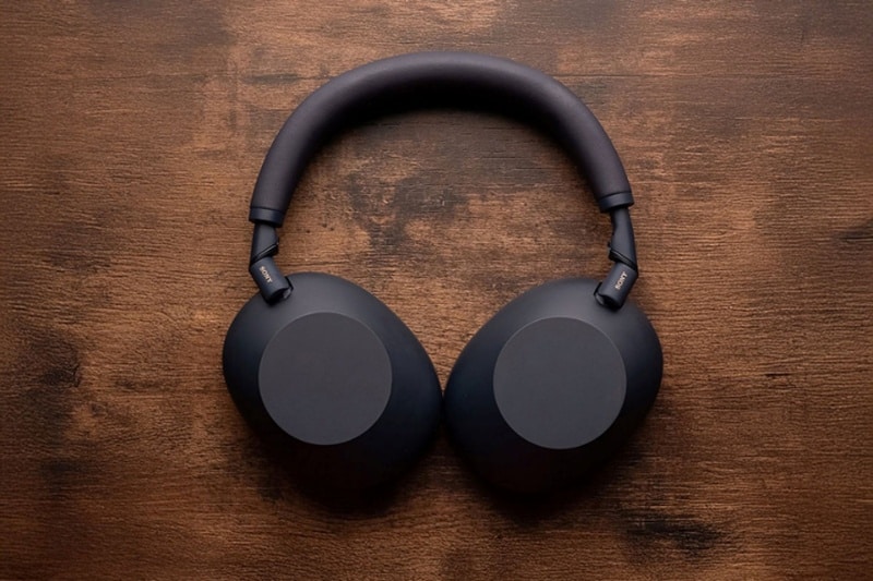 هدفونهای پرچمدار سونی حالا سازگاری بهتری با گوشیهای سامسونگ دارند