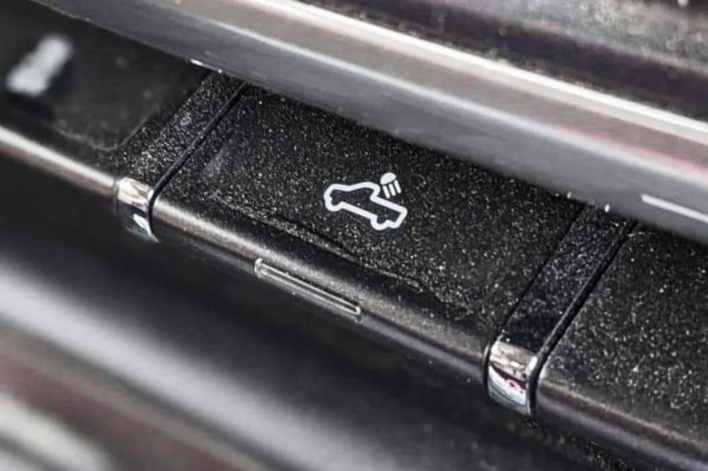 «پرتاب‌گر عروس دریایی»؛ دکمه‌ای در وانت‌ها که کاربران اینترنت را سردرگم کرد