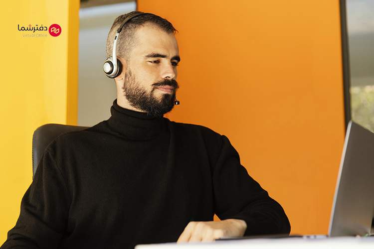 پشتیبانی حرفه‌ای مشتریان با ترکیب تلفن ویپ و منشی مجازی