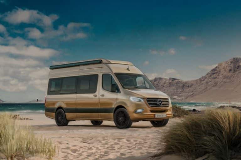 پنت‌هاوس چرخ‌دار؛ خودرو عجیبی که امکانات یک خانه کامل را دارد