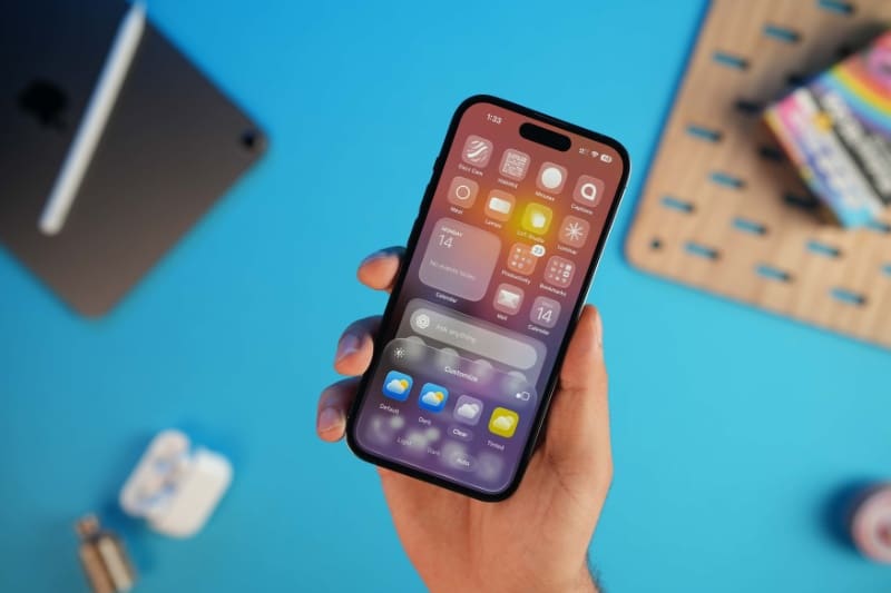 چطور نام اپلیکیشن‌ها را در آیفون مخفی کنیم؟