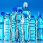 آب بطری و ریزپلاستیکها: هشداری جدی برای سلامت کلیهها