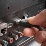 آیا طول کابل HDMI بر کیفیت تصویر و صدا تأثیر دارد؟ بررسی علمی و راهکارها