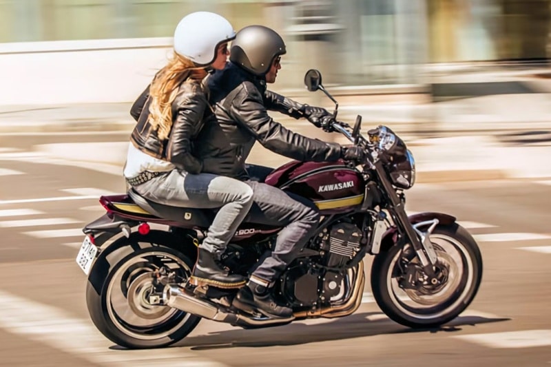 موتورسیکلت فراموش‌شده‌ای که همچنان نگاه‌ها را خیره می‌کند