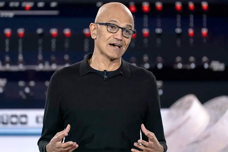 نادلا: مایکروسافت با قدرت هوش مصنوعی نیروی کار خود را گسترش می‌دهد