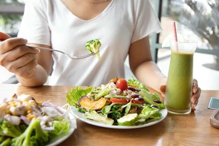 افزایش طول عمر تا ۳۳٪: کشف نقش کلیدی یک اسیدآمینه در رژیم غذایی