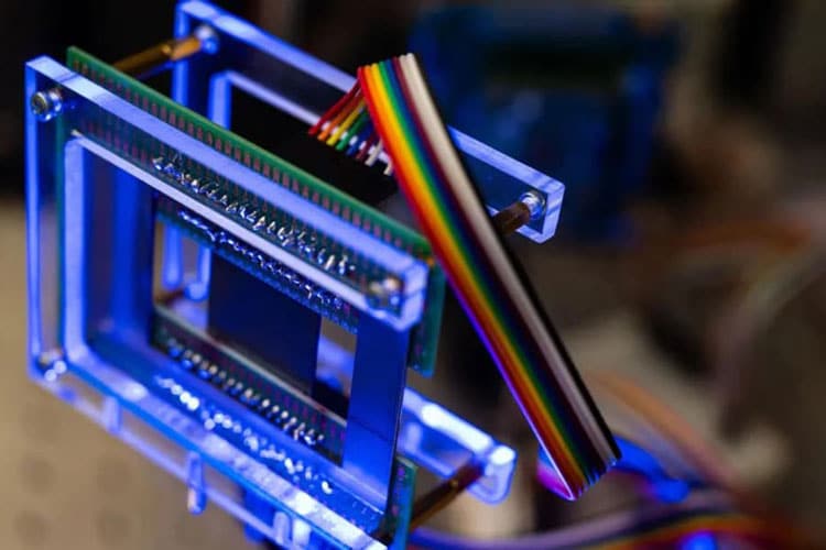 امواج ترکیبی اسپین-صوت؛ گامی نو به سوی فناوری 6G انعطاف‌پذیر