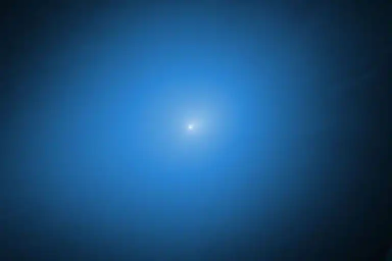 انتشار تازهترین تصاویر از اطلس؛ دنبالهدار میانستارهای در آستانه گذر از کنار زمین است