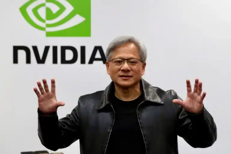 انتقاد انویدیا از سرعت ساختوساز آمریکا؛ «چینیها در یک آخر هفته بیمارستان میسازند»