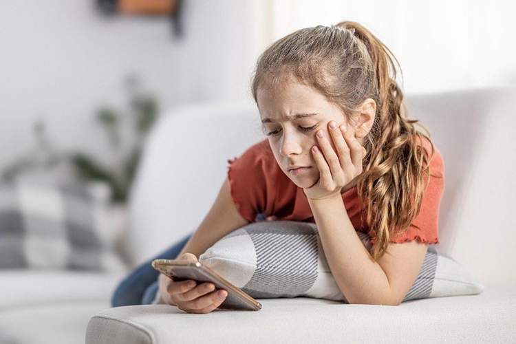 تأثیر یک هفته دوری از شبکه‌های اجتماعی بر سلامت روان جوانان