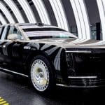 جت لی، بازیگر سرشناس چینی، ده‌هزارمین دستگاه از خودرو لوکس هواوی S800 را دریافت کرد