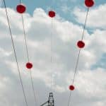 دلیل نصب توپهای نارنجی روی سیمهای انتقال برق چیست؟