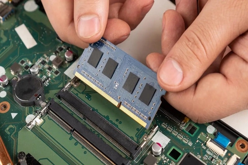 سامسونگ تولید رمهای DDR4 را تا پایان ۲۰۲۶ افزایش میدهد