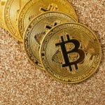 قیمت بیتکوین بار دیگر نزولی شد و به زیر ۹۰ هزار دلار سقوط کرد
