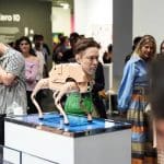 نمایش خلاقانه بیپل در Art Basel: رباتهایی با چهره مشاهیر