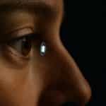 کاغذ الکترونیکی شبکیه‌ای؛ فناوری جدید نمایشگرها که مرز وضوح تصویر را جابه‌جا می‌کند