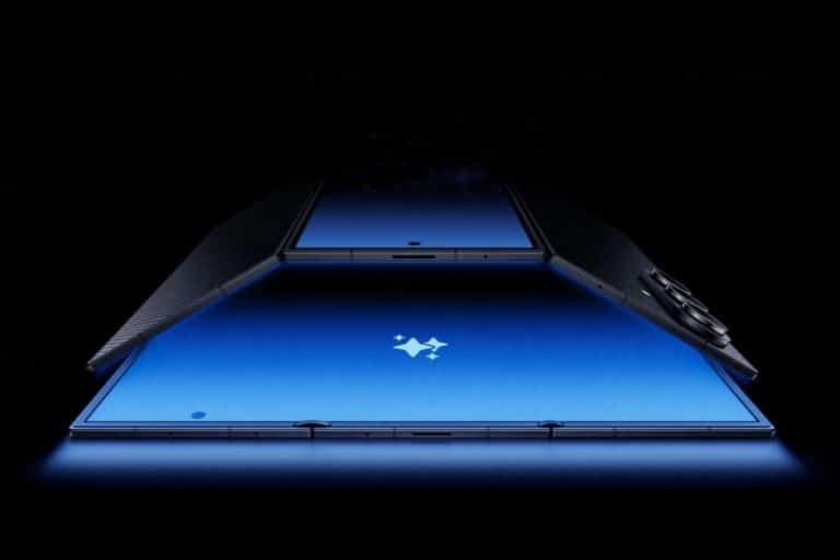 گلکسی زد ترای‌فولد رونمایی شد؛ متفاوت‌ترین گوشی سامسونگ با طراحی جسورانه