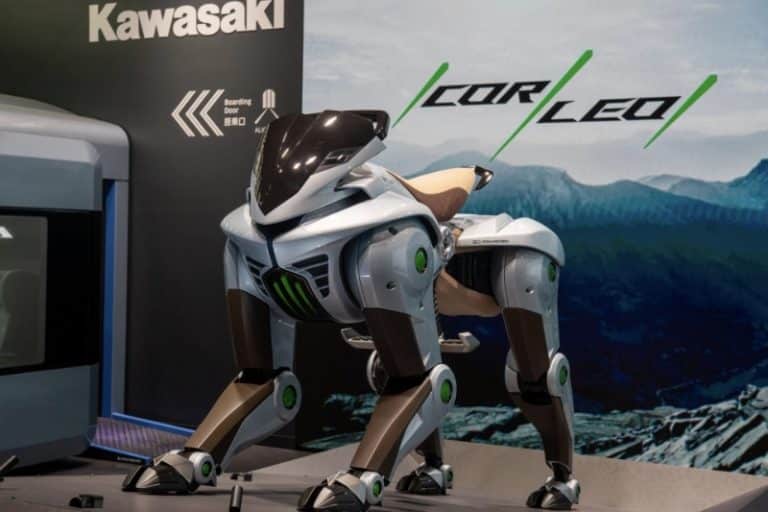 اسب رباتیک چهارپای کاوازاکی در آستانه تولید است