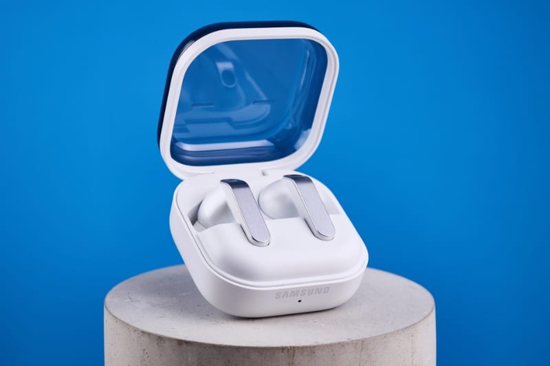 ببینید: آنباکسینگ گلکسی بادز ۴ و گلکسی بادز ۴ پرو سامسونگ