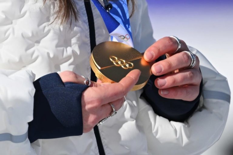 در مدالهای المپیک چقدر طلا بهکار رفته و چرا اینقدر راحت میشکنند؟