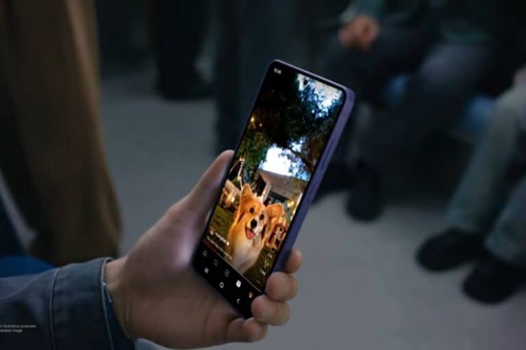 ویدیو رسمی سامسونگ از نمایشگر ضد جاسوسی گوشی گلکسی اس ۲۶ اولترا