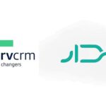 CRM دیدار بهتر است یا سرو؟ (+جدول مقایسه امکانات)