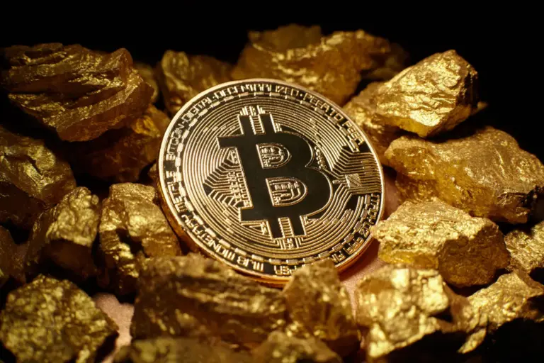 جهش ناگهانی بیت‌کوین در آستانه یک تصمیم مهم؛ بالاترین رکورد
۱۱ هفته اخیر ثبت شد