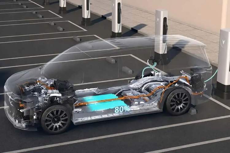 دانگ‌فنگ از شارژر ۱٫۵ مگاواتی رونمایی کرد؛ آغاز رقابت مستقیم با BYD