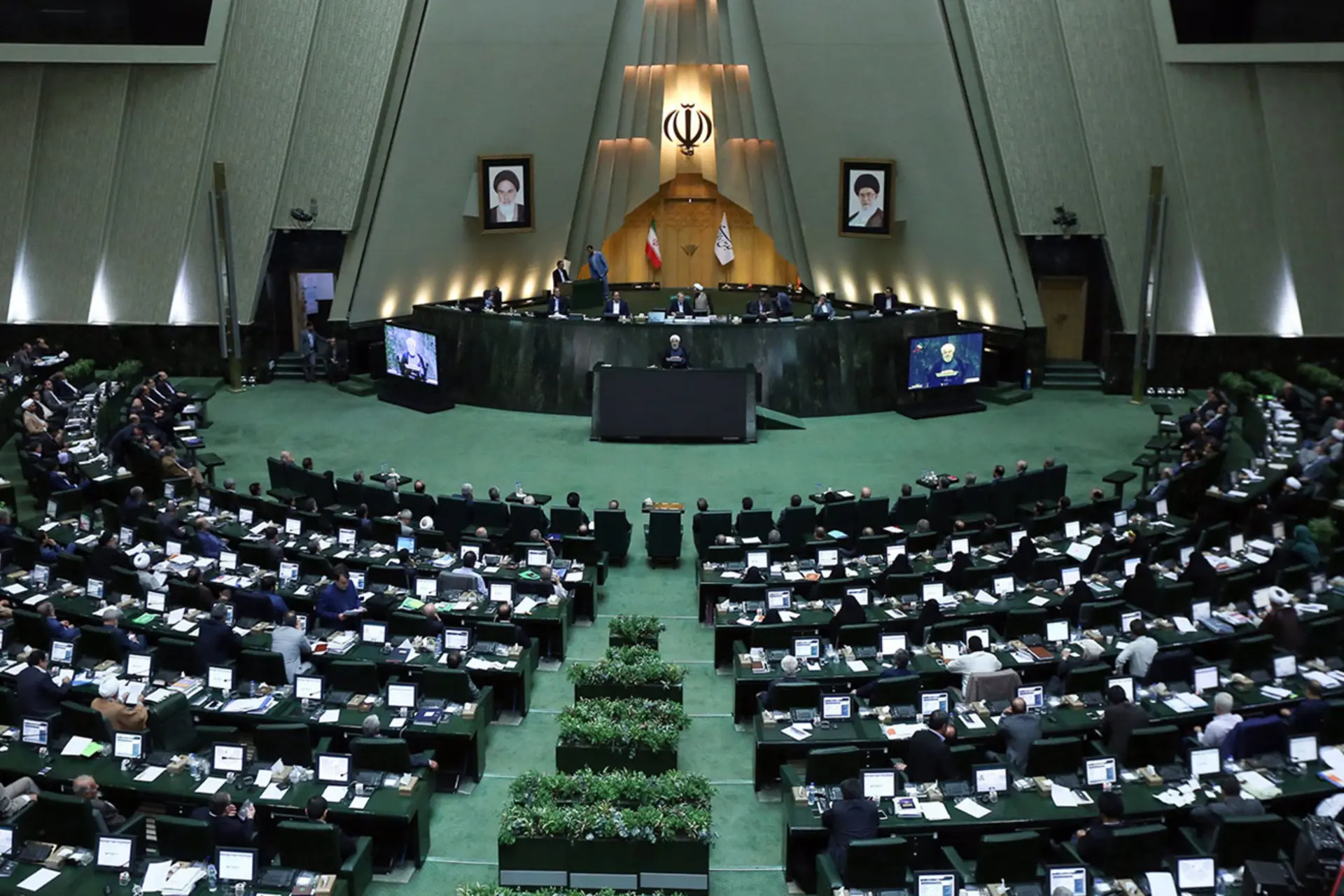 سرنوشت سازمان ملی هوش مصنوعی دوباره به دست مجلس
افتاد