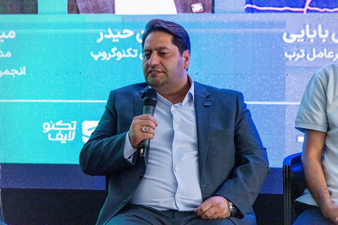 فیلترینگ شکست خورد؛ بازار اینستاگرام ۸۸ همتی شد / ممنوعیت واردات، بازار را به سمت قاچاق میبرد