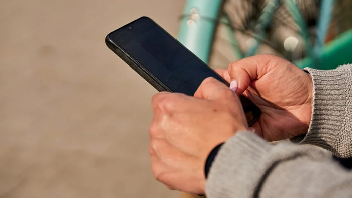 چگونه بدون محافظ صفحه نمایش از گوشی خود در برابر خطوخش محافظت کنیم؟