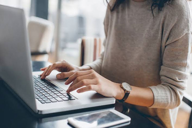 کیبوردتان را جدی بگیرید؛ وقتی تایپ کردن به کافه باکتری تبدیل می‌شود!
