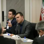 معاون علمی رئیس‌جمهور: ۸۳ درصد رتبه‌های برتر کنکور در ایران
مانده‌اند/ زمینه بازگشت نخبگان به کشور باید فراهم شود