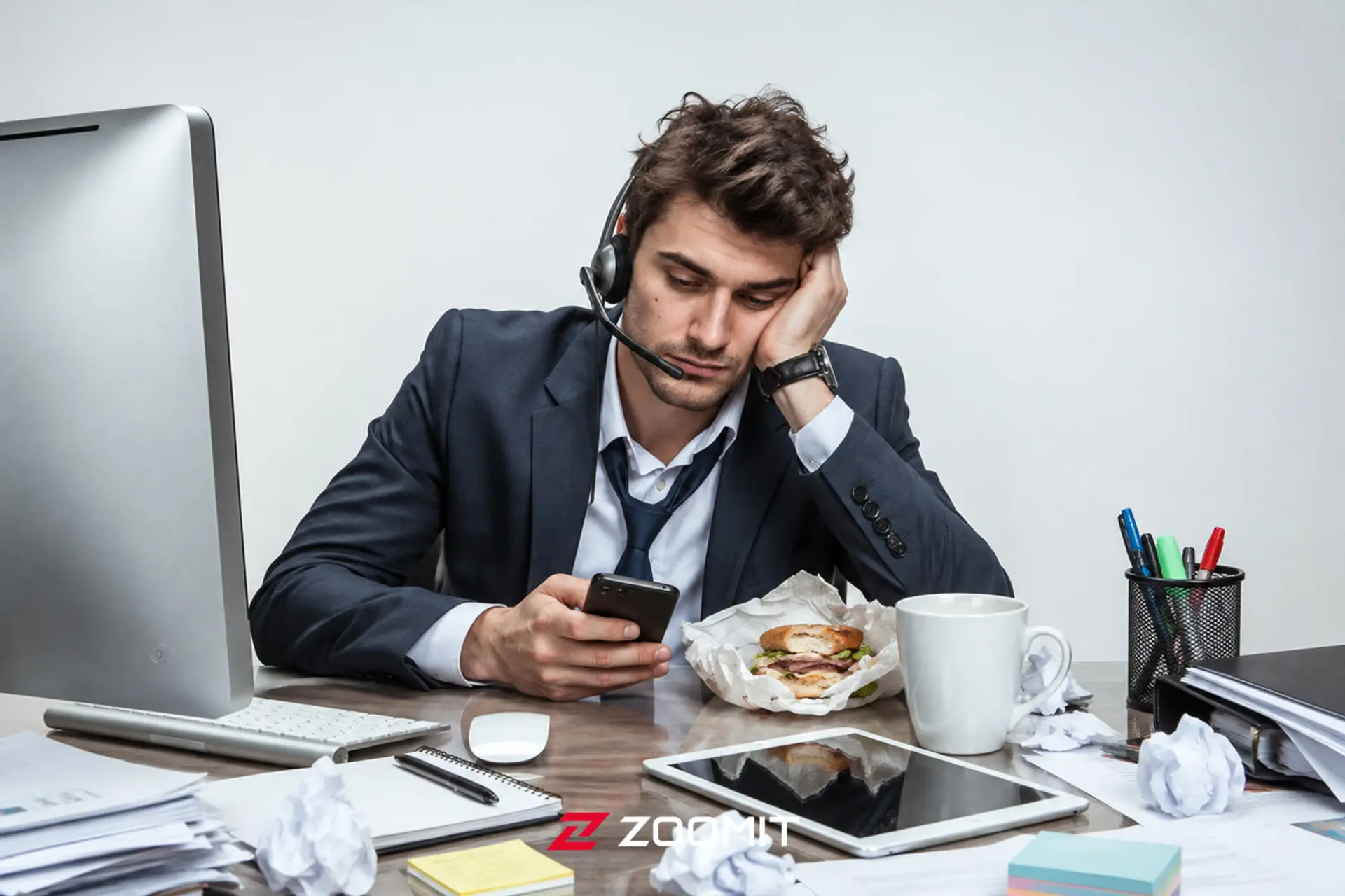 چرا بعد از چک‌کردن گوشی نمی‌توانیم روی کار تمرکز کنیم؟ (علم
چه می‌گوید)