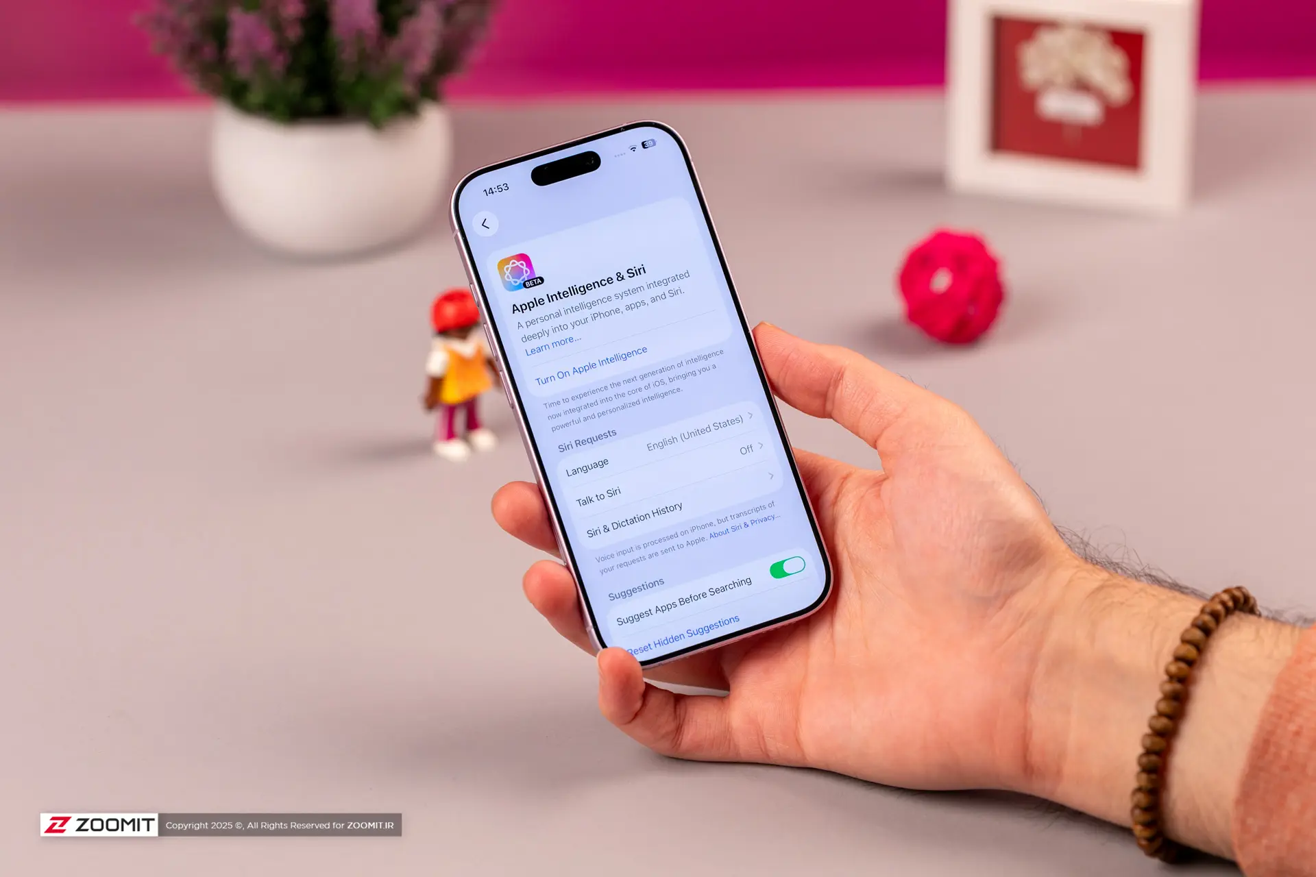 اپل سرانجام با iOS 27.3 هوش مصنوعی آیفون را در چین فعال
می‌کند
