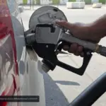 برای سوخت‌گیری با کارت جایگاه باید هزینه بیشتر بپردازیم؟
جزئیات روش جدید سوخت‌گیری