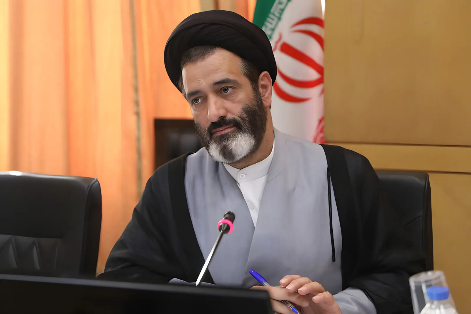 عضو کمیسیون صنایع مجلس: افزایش چندباره تعرفه اینترنت در سال
قابل قبول نیست