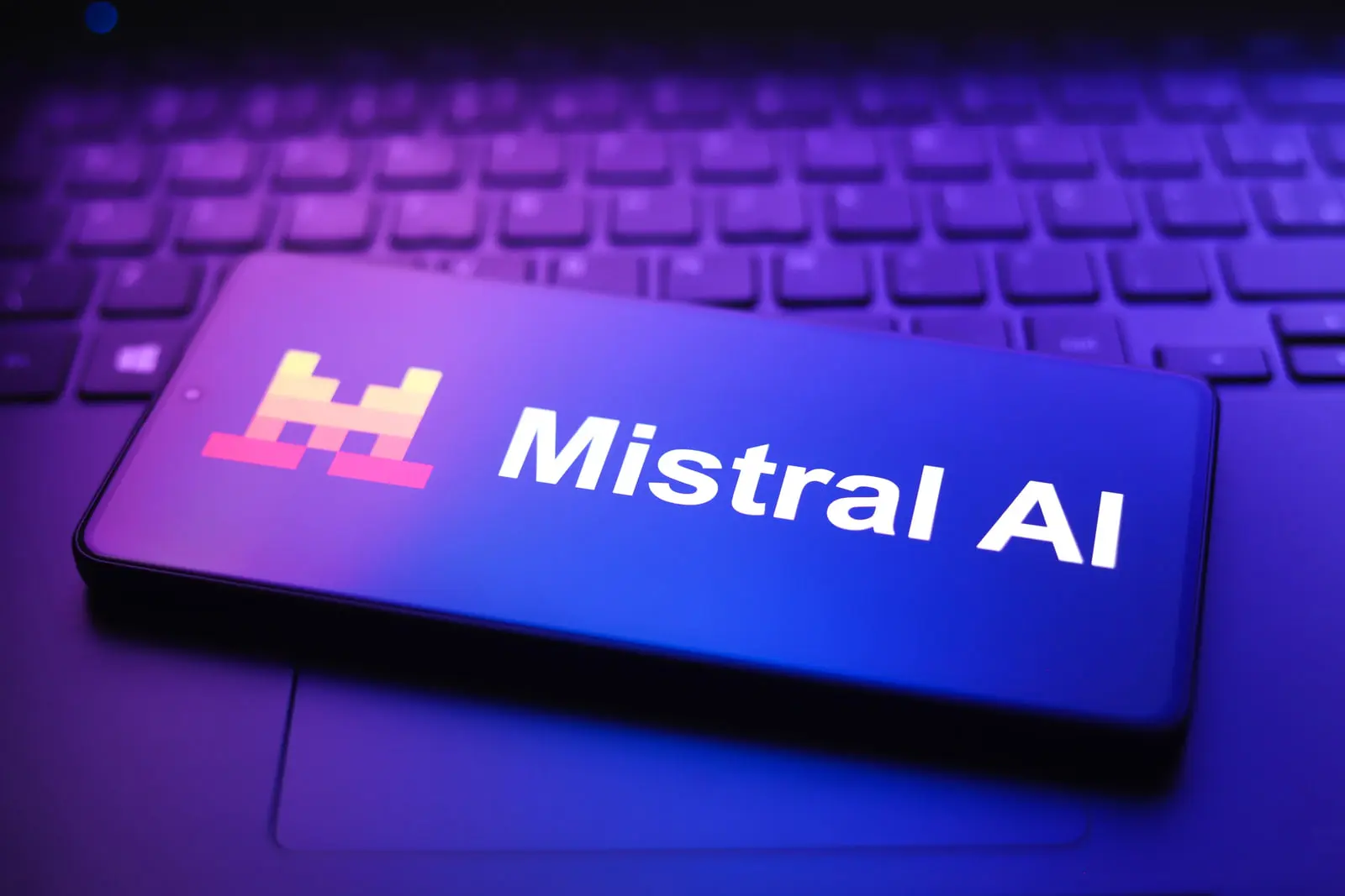 مدل ML4 رونمایی شد؛ هوش مصنوعی یک‌ تریلیون پارامتری
اروپا