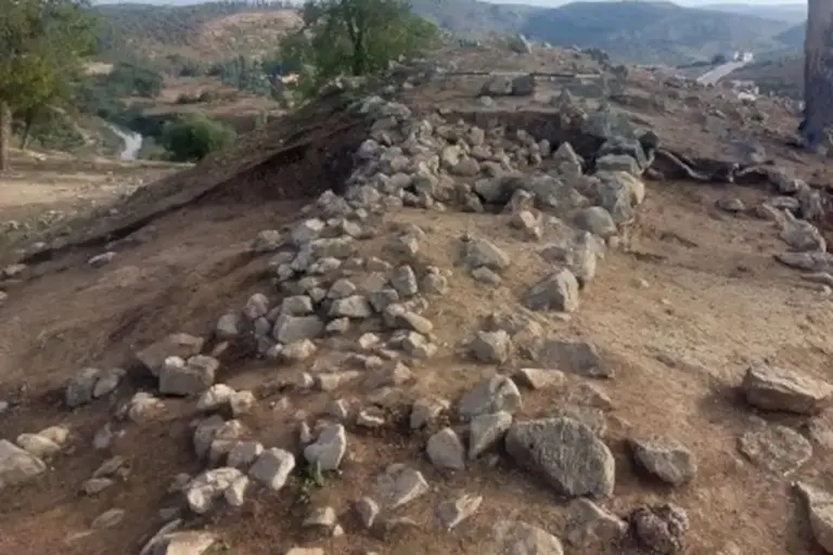 کشف دیوار چهارهزارساله در مراکش؛ قدیمی‌ترین سازه دفاعی
شناخته‌شده آفریقا خارج از مصر